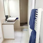 Proche Maison Carree Nîmes