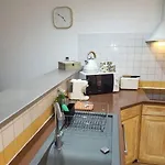 Proche Maison Carree شقة