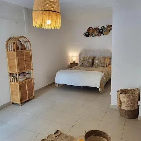 Apartamento Proche Maison Carree Nimes