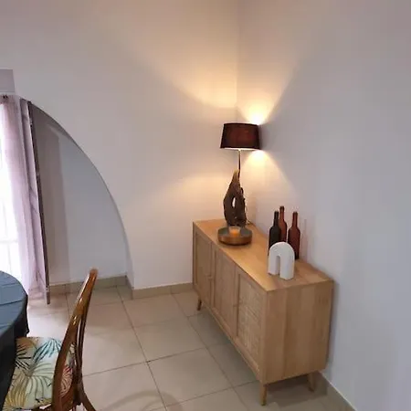 Proche Maison Carree Nimes